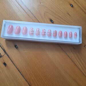 Static Nails Press On Nails - Hot Girl Summer Round